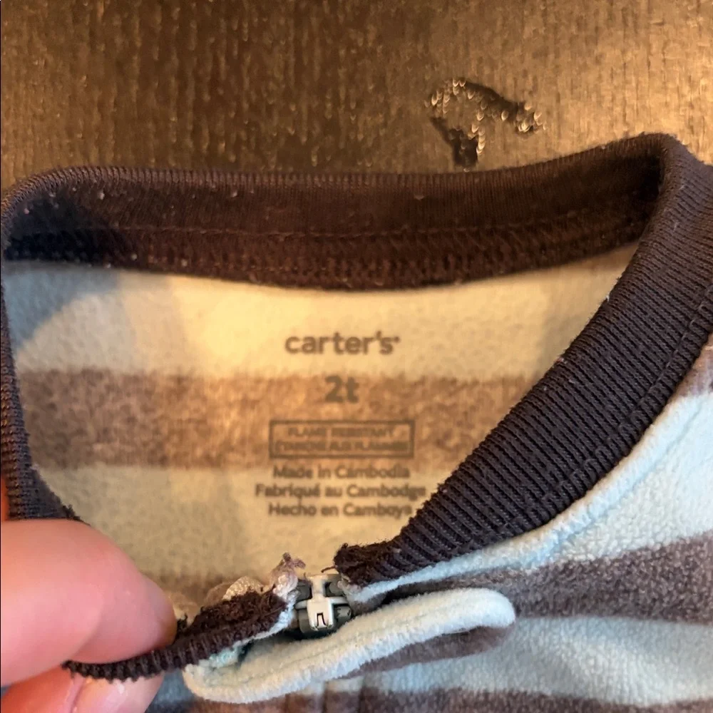 Carter’s Zip-Up Sleeper Size 2T